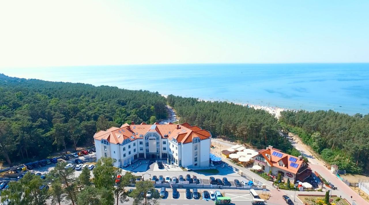 Hotel White Krynica Morska Buitenkant foto