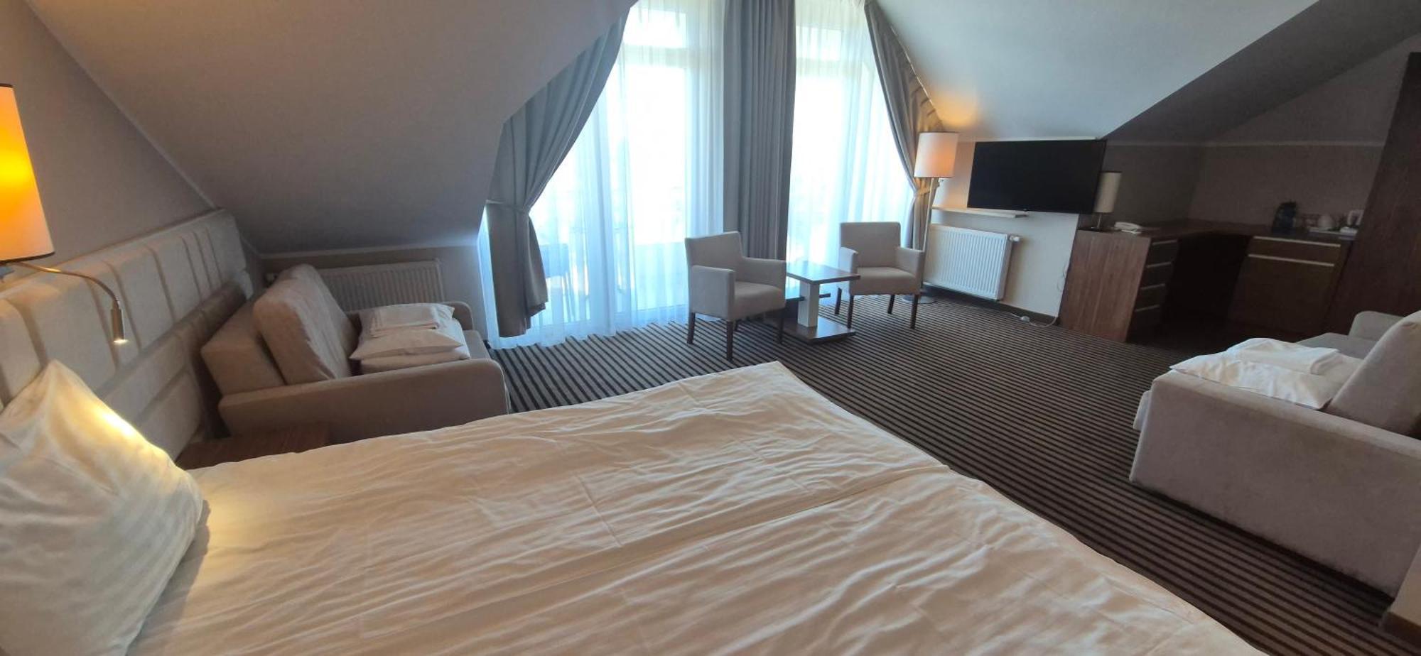 Hotel White Krynica Morska Buitenkant foto