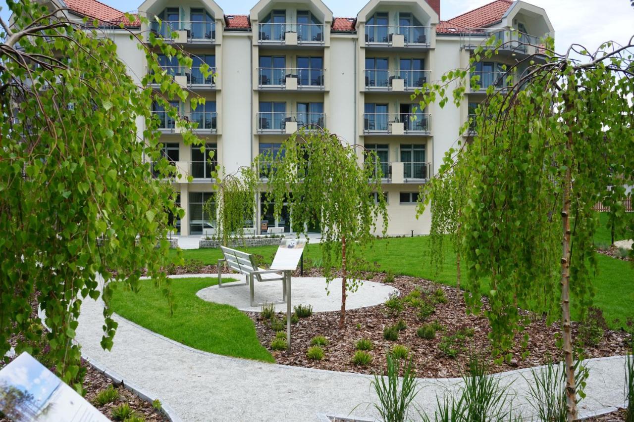 Hotel White Krynica Morska Buitenkant foto